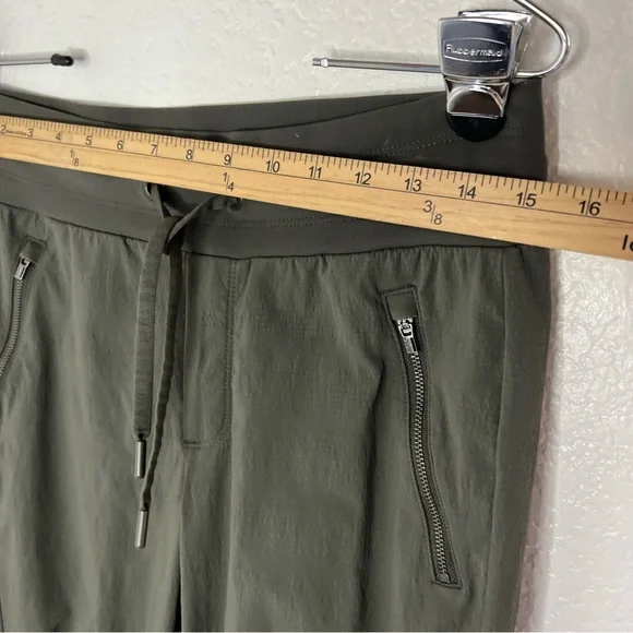 Athleta Trekkie North Jogger Pants Women's Size 4 in Mountain Olive Stretch - Picture 3 of 10